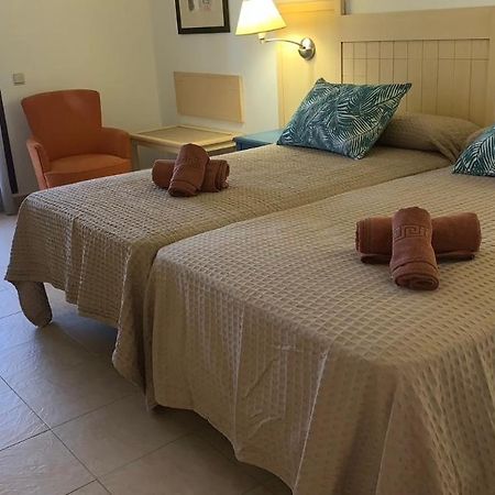 Apartamentos Jardines De Canela إيسلا كانيلا المظهر الخارجي الصورة
